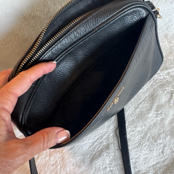 Michael Kors Black Crossbody Bag - Picture 3 of 8